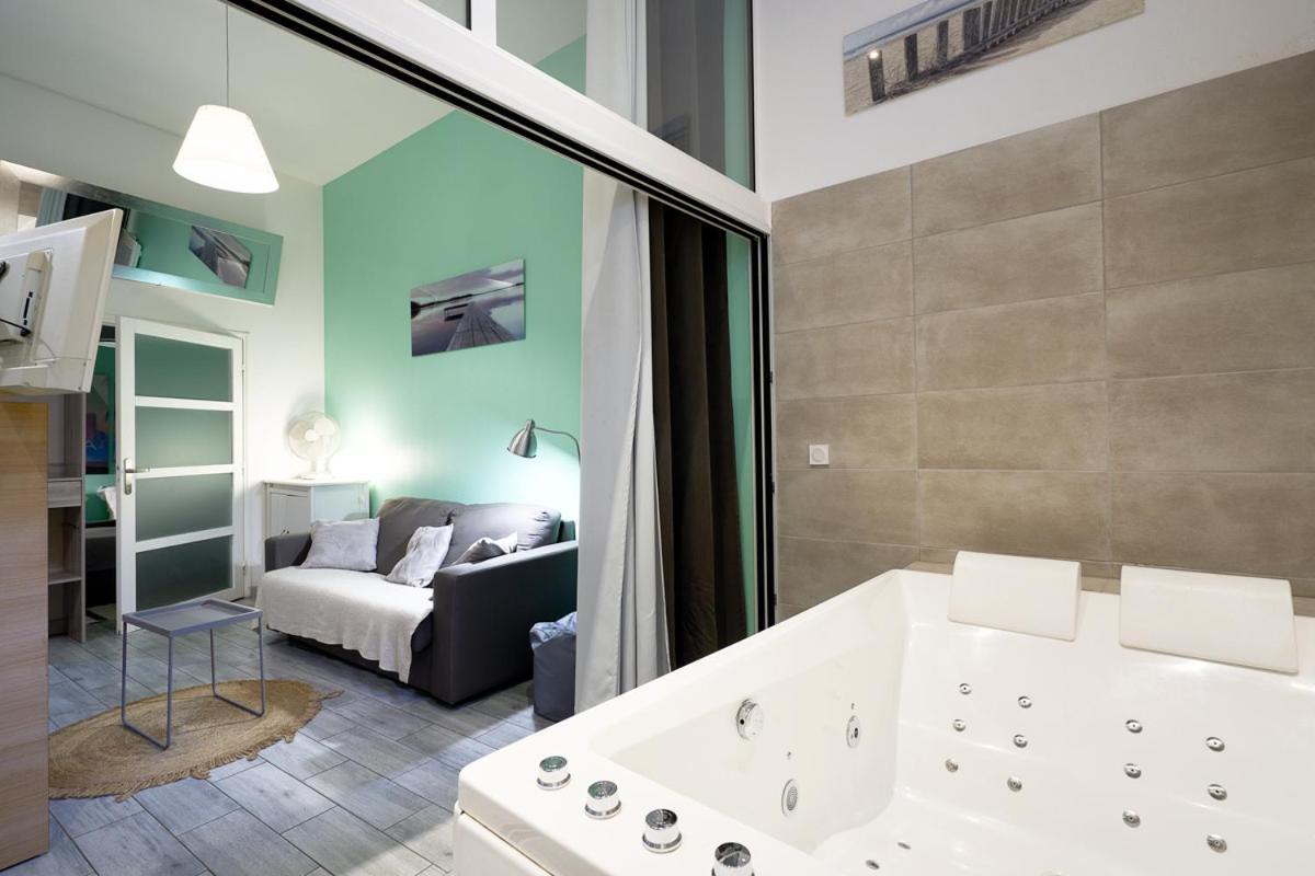 Wellkhome Appartements & Services Bordeaux Exterior photo